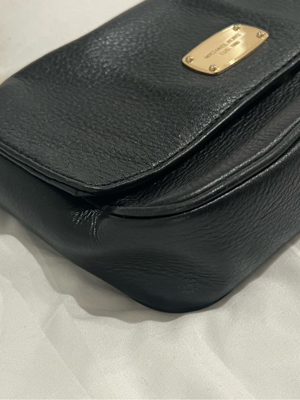 MICHAEL Michael Kors Black Leather Jet Set Chain Shoulder Bag - Picture 15 of 16